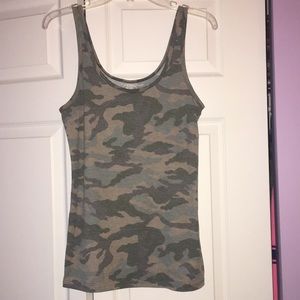 SO camo tank top